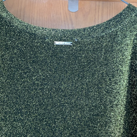 Michael Kors long sleeved dressy blouse in gold and black - brand new - Picture 2 of 6